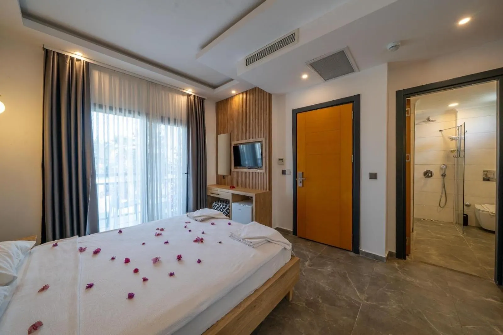 Orion Hotel Bodrum 3*,